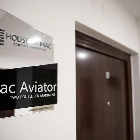 Mac Aviator Center Two Double Bed Apartament *
