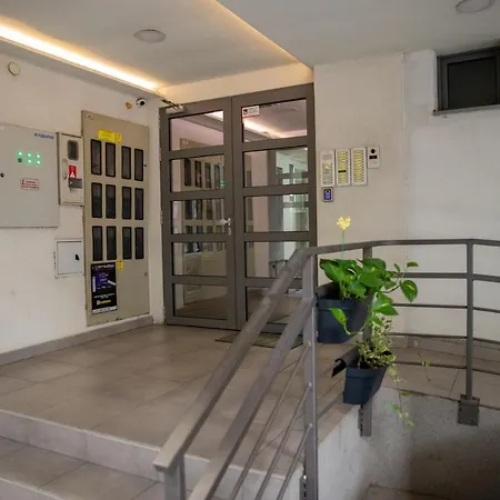 Mac Aviator Center Two Double Bed Apartament Ni