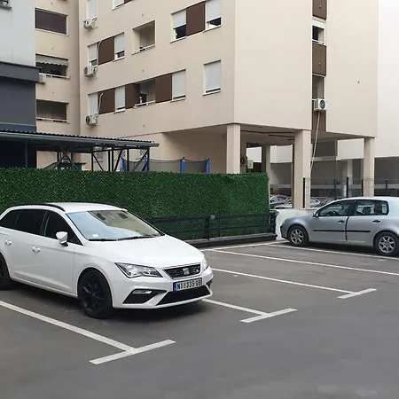 Mac Aviator Center Two Double Bed *