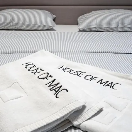 Mac Aviator Center Two Double Bed Apartament *