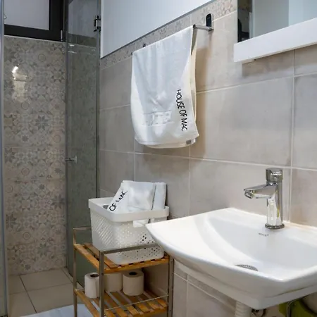 Mac Aviator Center Two Double Bed Ni