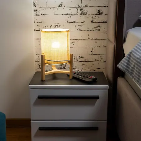 Mac Aviator Center Two Double Bed *